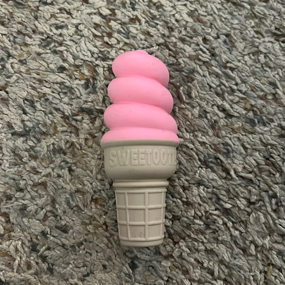 SweetTooth ice cream cone teether
